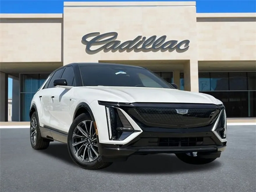 2025 Cadillac Lyriq Sport photo 1