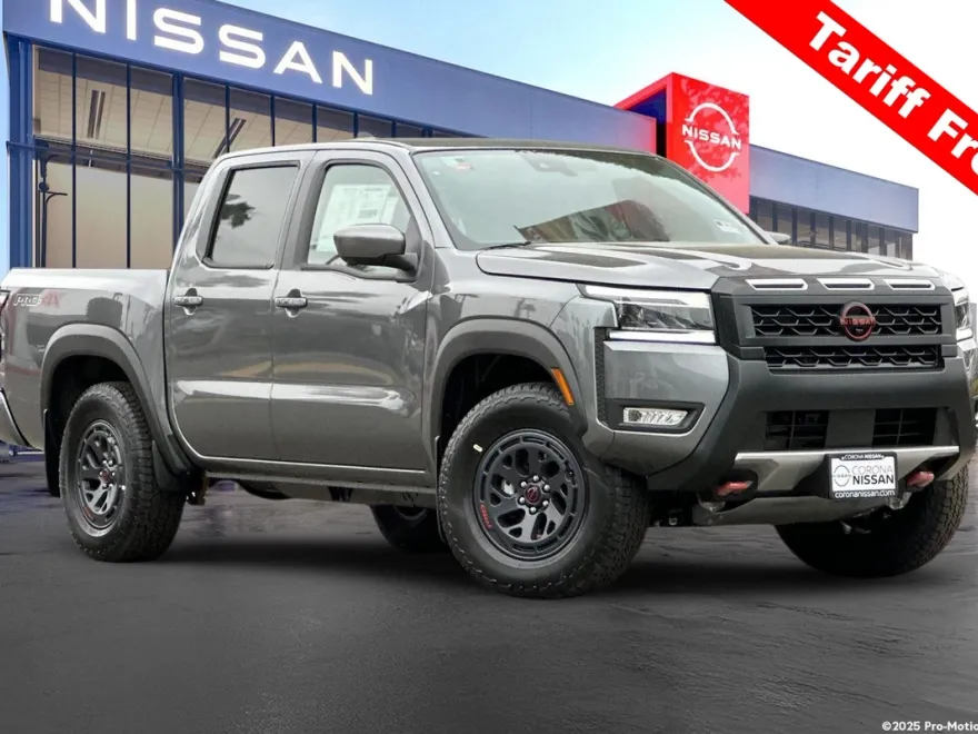 2025 Nissan Frontier PRO-4X photo 1