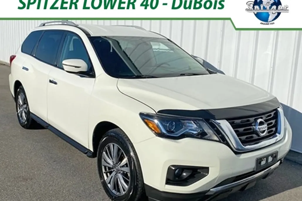 2019 Nissan Pathfinder SV photo 1