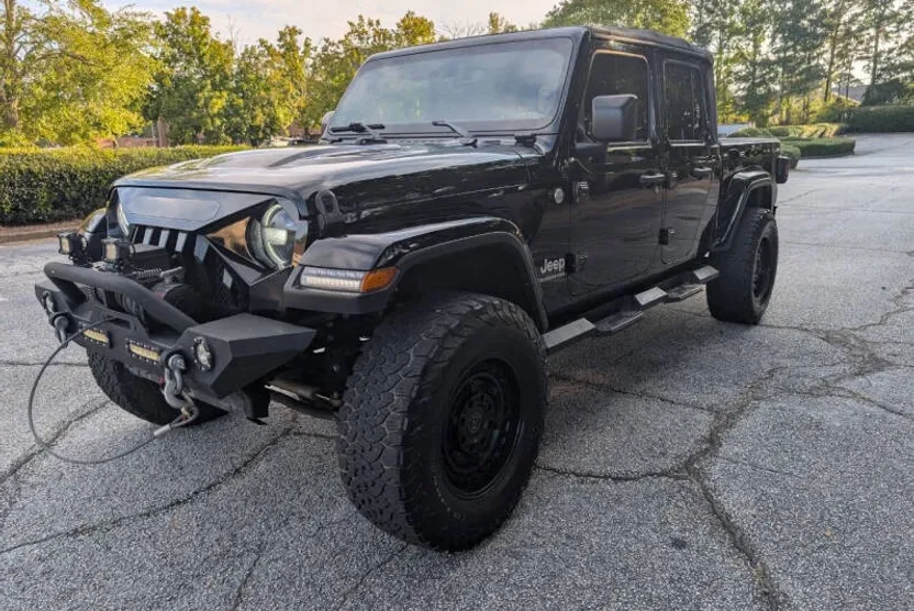2020 Jeep Gladiator Overland photo 1