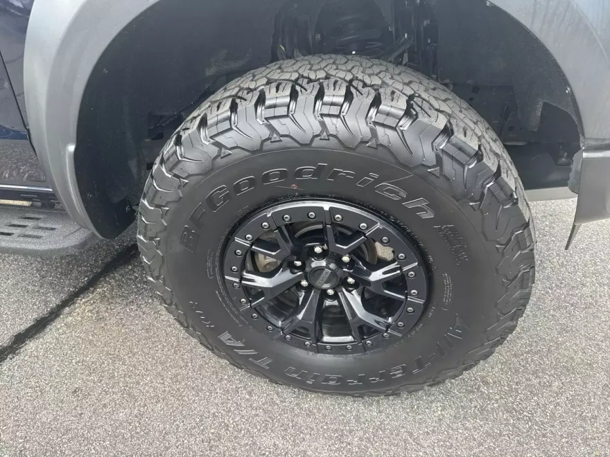 2023 Ford F-150 Raptor photo 1