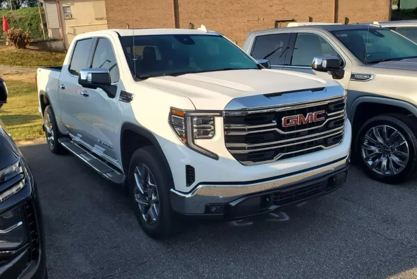 2025 Gmc Sierra 1500 SLT photo 1