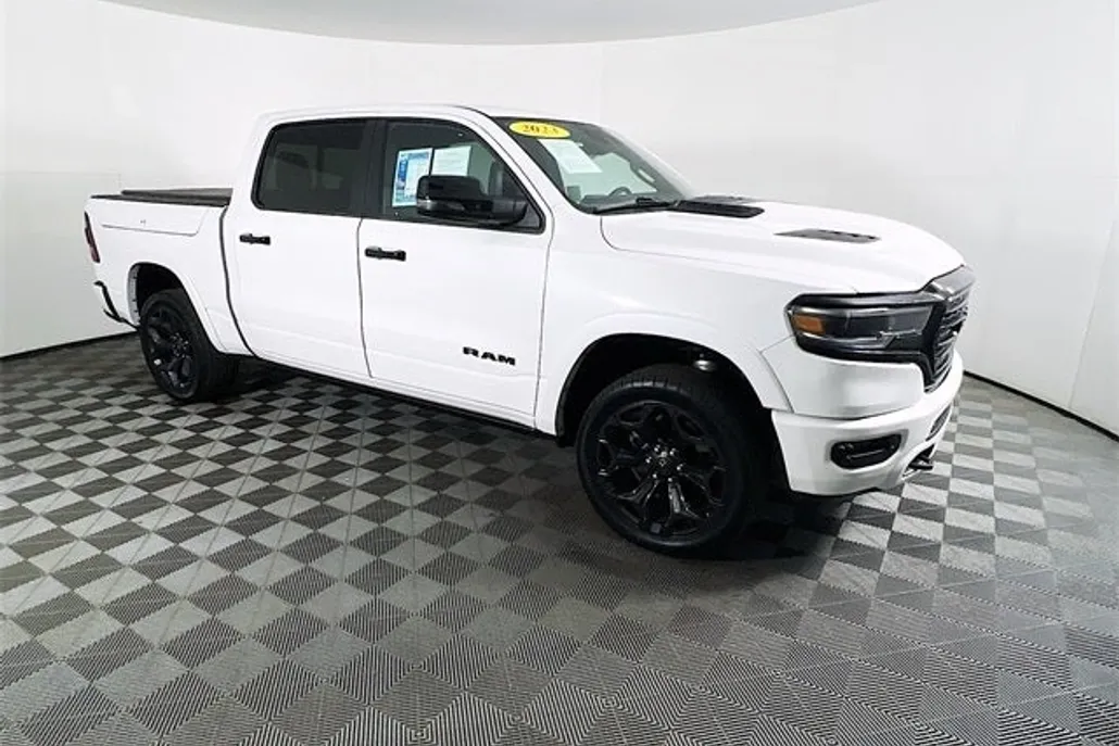 2023 Ram 1500 Limited photo 1