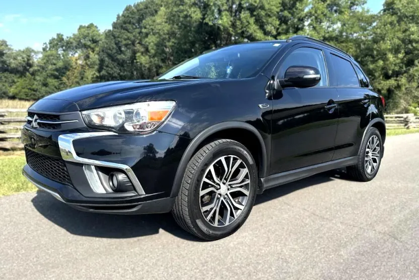 2019 Mitsubishi Outlander Sport GT photo 1