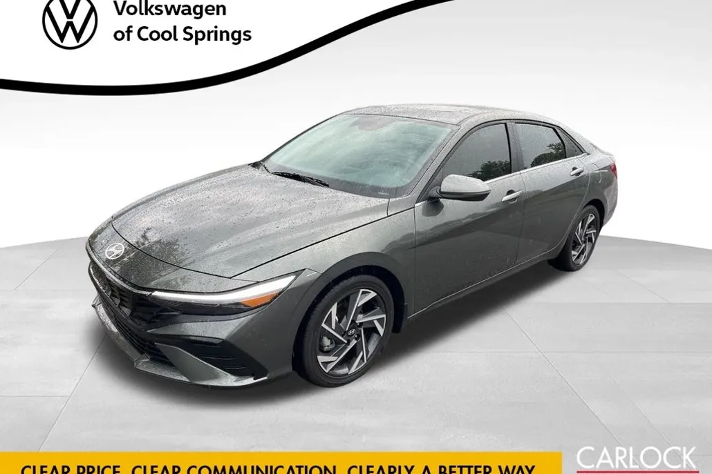 2025 Hyundai Elantra Limited photo 1