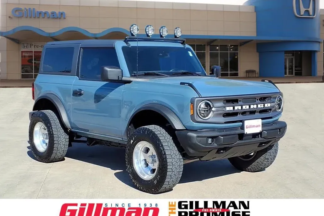 2021 Ford Bronco Outer Banks photo 1