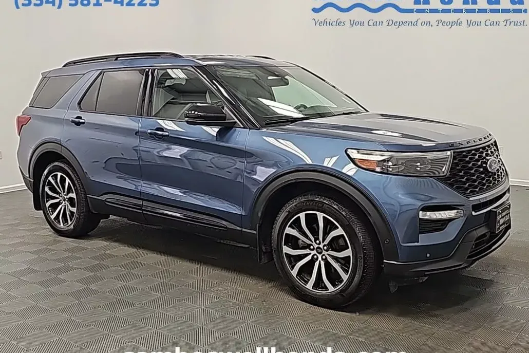 2020 Ford Explorer ST photo 1