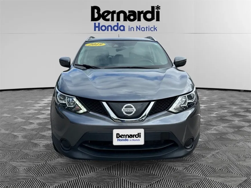 2019 Nissan Rogue Sport SV photo 1