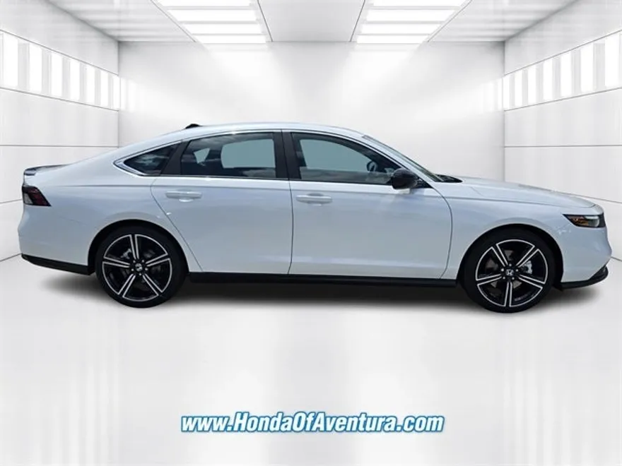 2025 Honda Accord Hybrid Sport photo 1