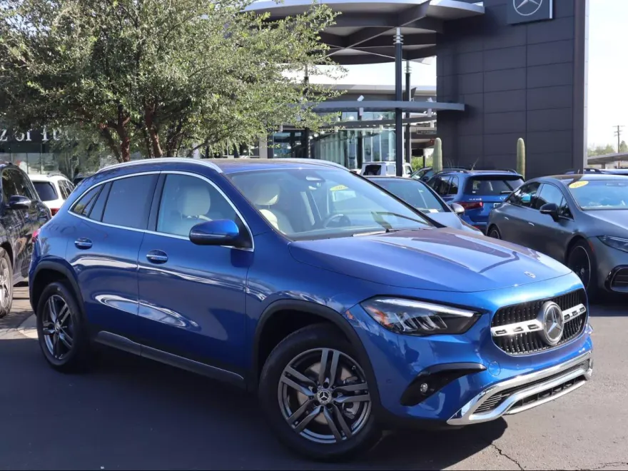 2025 Mercedes Benz GLA 250 photo 1