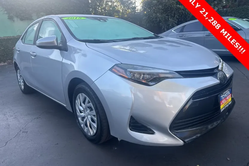 2018 Toyota Corolla L photo 1