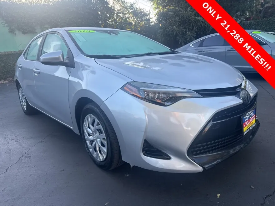 2018 Toyota Corolla L photo 1