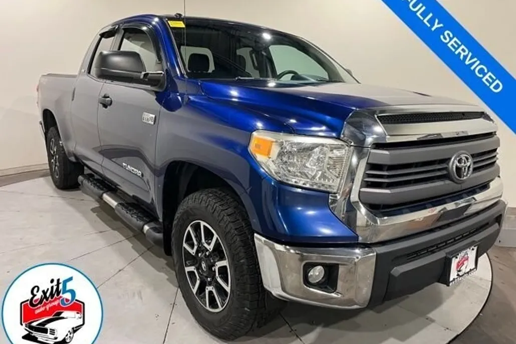 2014 Toyota Tundra SR5 photo 1
