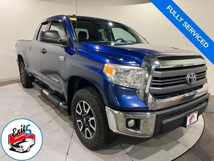 2014 Toyota Tundra SR5 photo 1