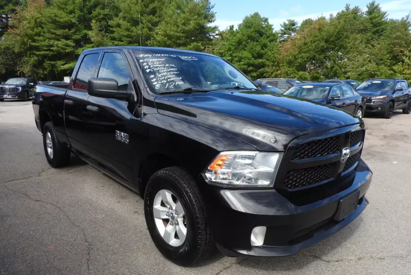 2017 Ram 1500 Tradesman photo 1