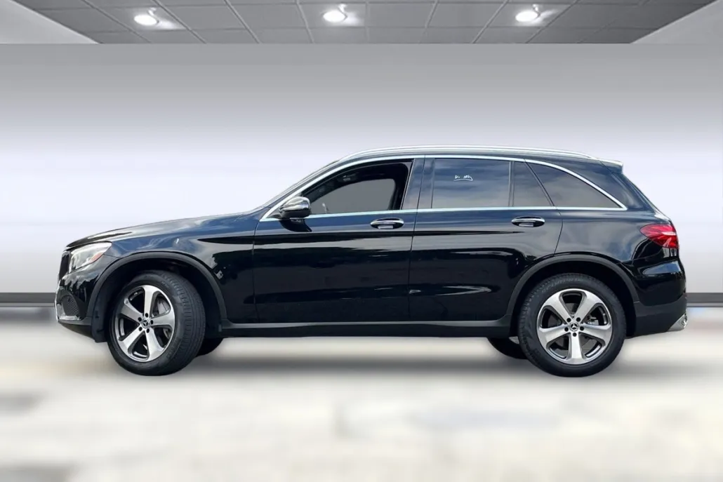 2019 Mercedes Benz GLC 300 4MATIC photo 1