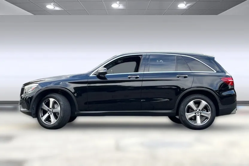 2019 Mercedes Benz GLC 300 4MATIC photo 1