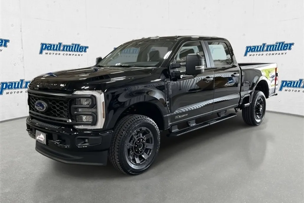 2025 Ford F-250 XL photo 1