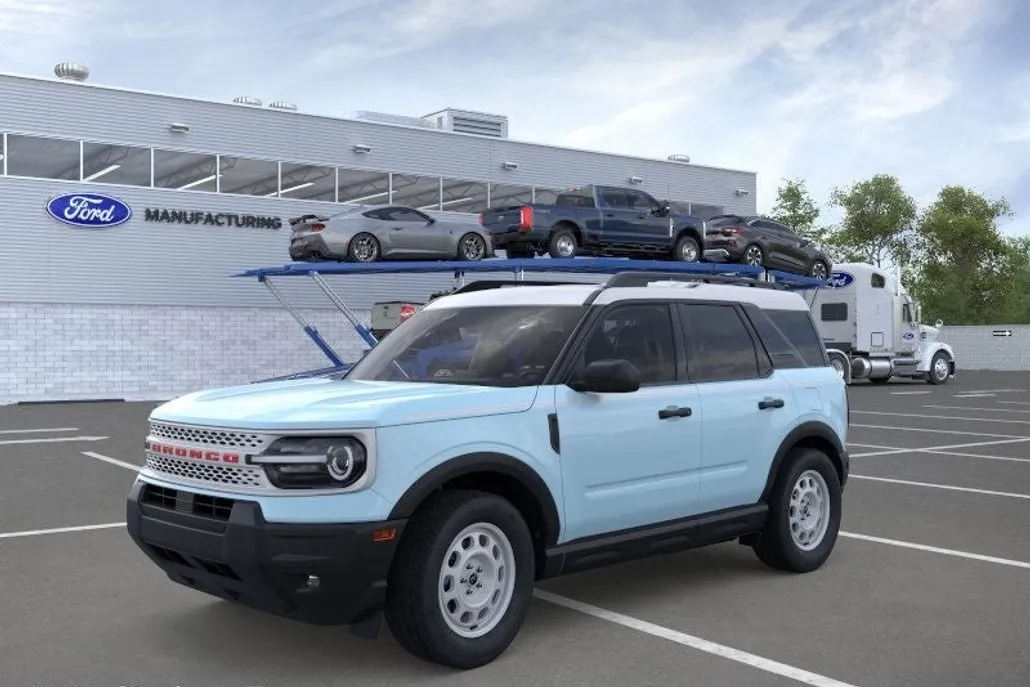 2025 Ford Bronco Sport Heritage photo 1
