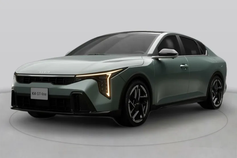 2025 Kia K4 GT-Line photo 1