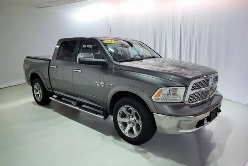 2013 Ram 1500 Laramie photo 1