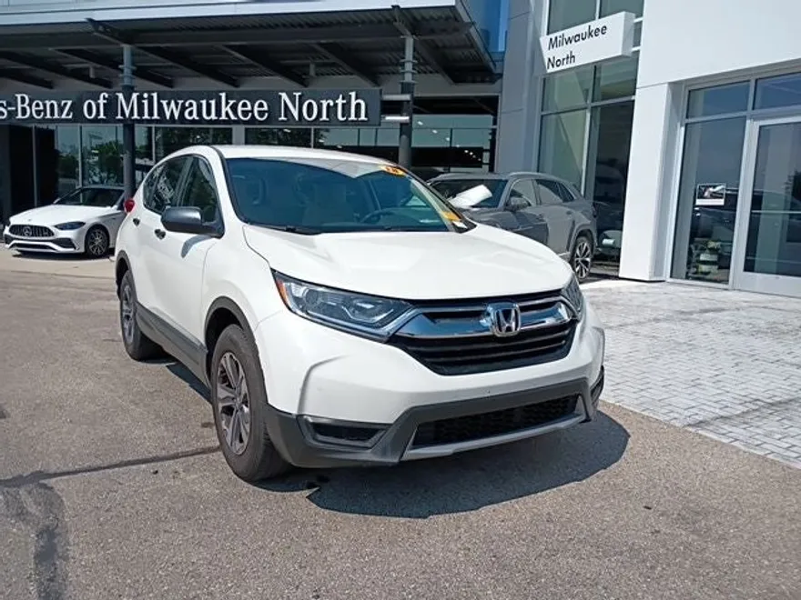 2018 Honda CR-V LX photo 1