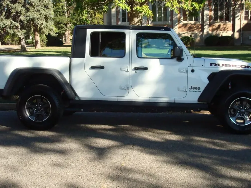 2020 Jeep Gladiator Rubicon photo 1