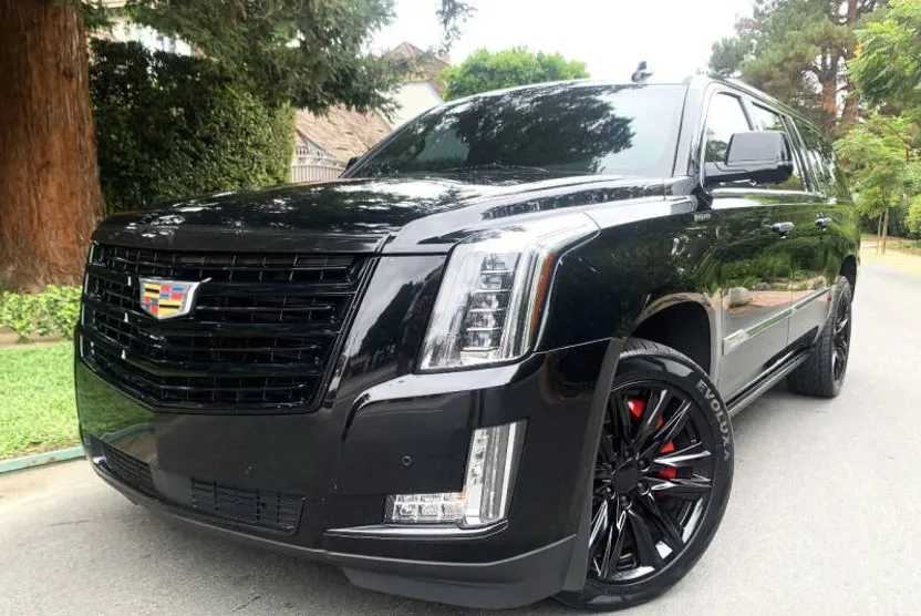 2016 Cadillac Escalade ESV Platinum photo 1