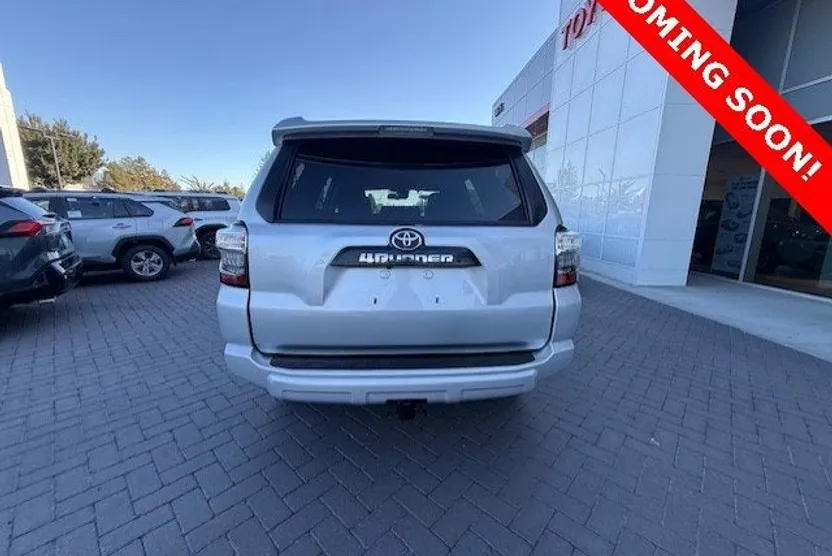 2024 Toyota 4Runner TRD 4WD photo 1