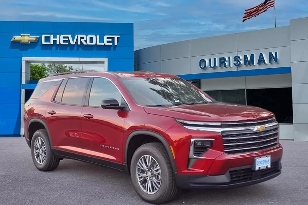2026 Chevrolet Traverse photo 1