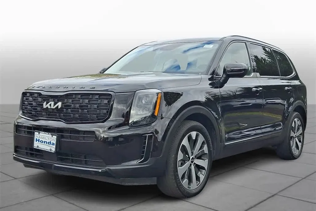 2022 Kia Telluride EX photo 1