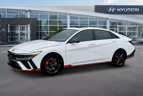 2025 Hyundai Elantra Base N photo 2
