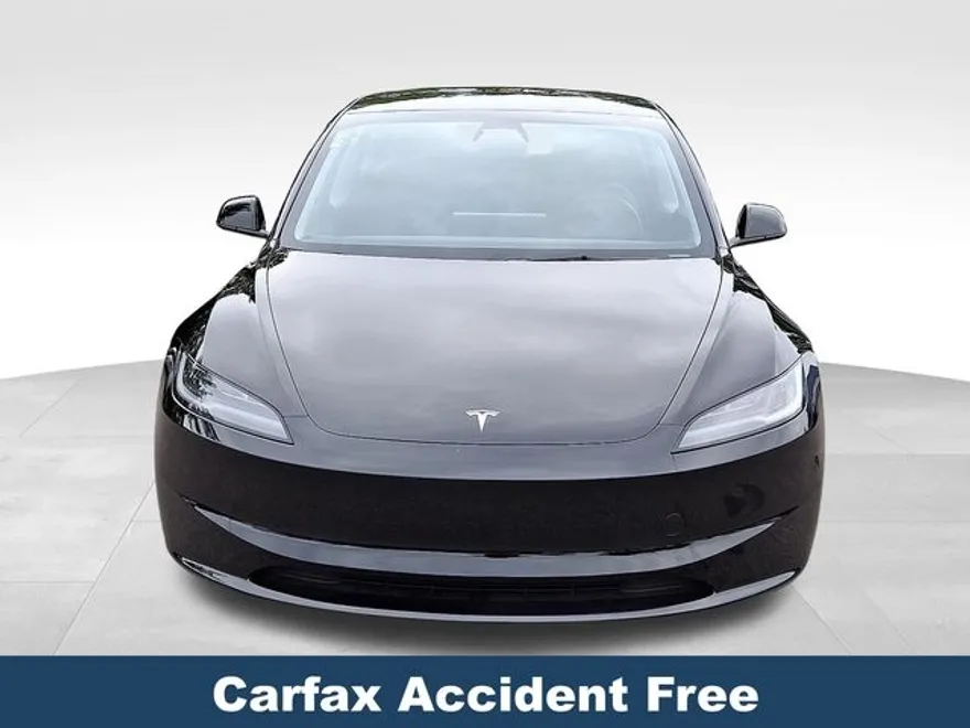 2024 Tesla Model 3 Long Range photo 1