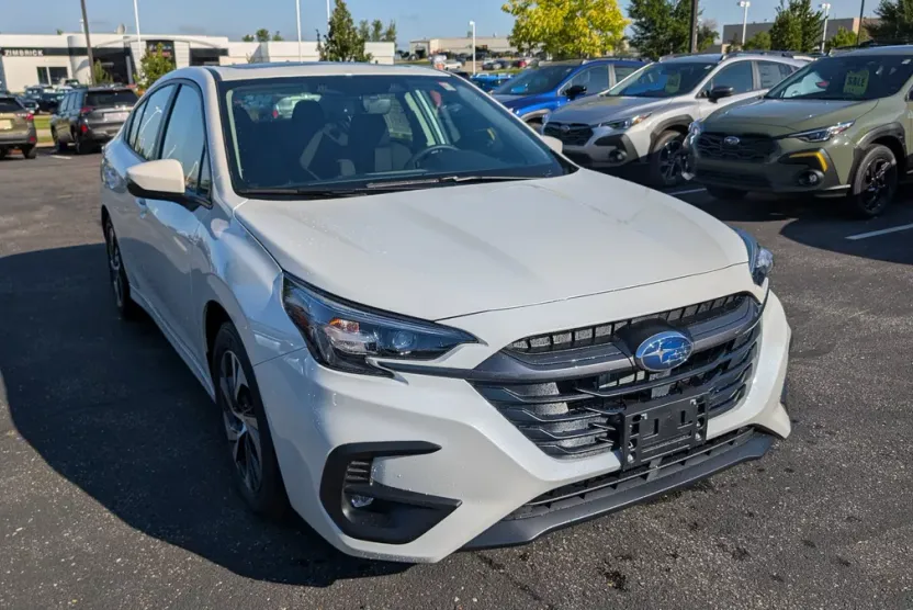 2025 Subaru Legacy Premium photo 1