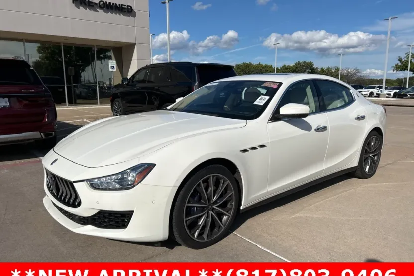 2021 Maserati Ghibli S photo 1