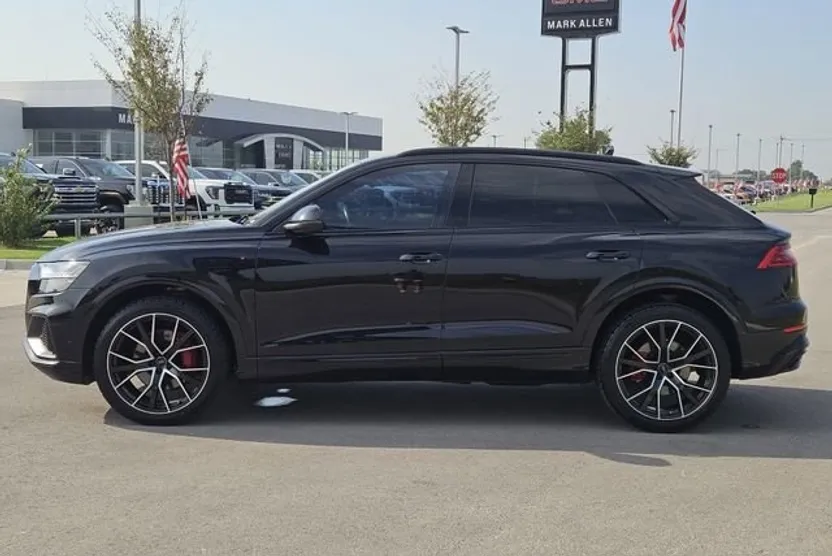 2021 Audi Q8 line Premium Plus photo 1