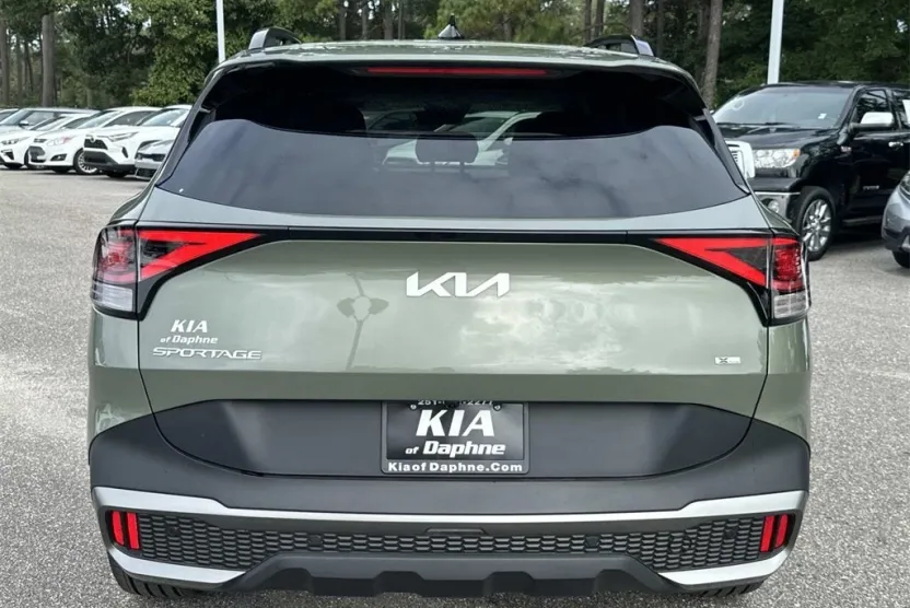 2024 Kia Sportage Plug-In Hybrid X-Line photo 1