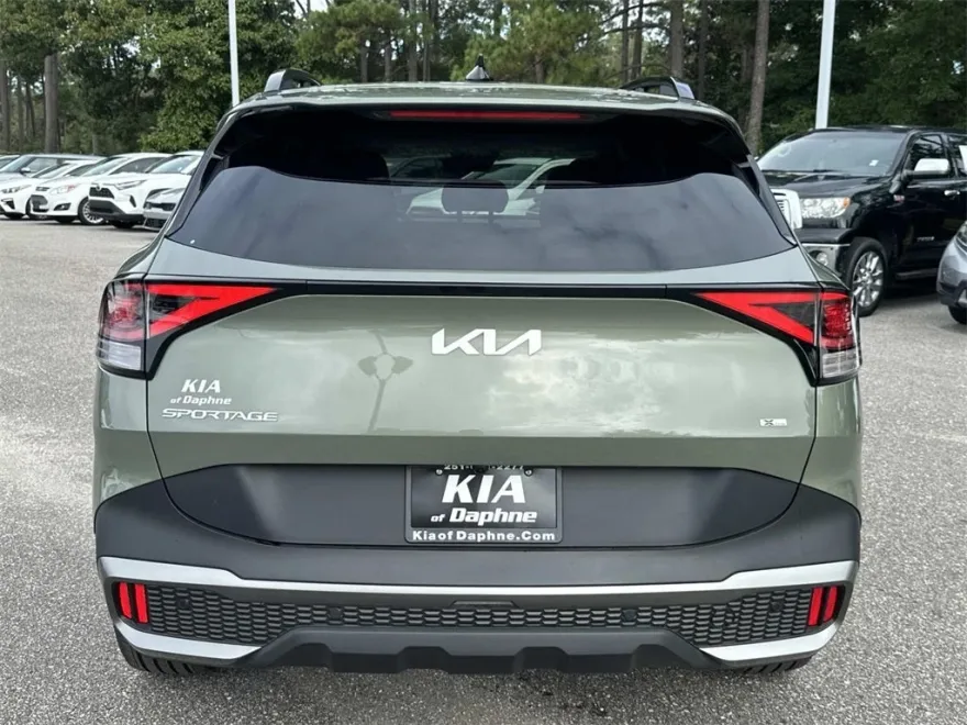 2024 Kia Sportage Plug-In Hybrid X-Line photo 1