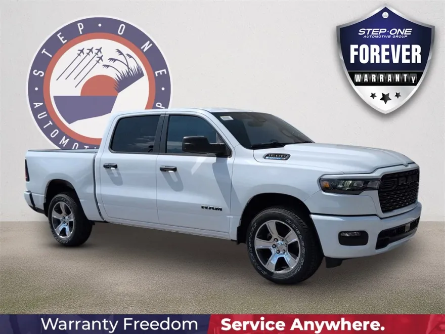 2025 Ram 1500 Tradesman photo 1