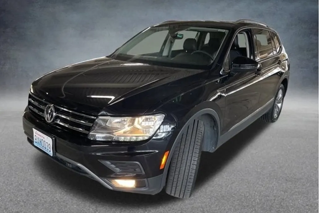 2021 Volkswagen Tiguan SEL photo 1