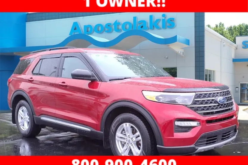 2020 Ford Explorer XLT photo 1