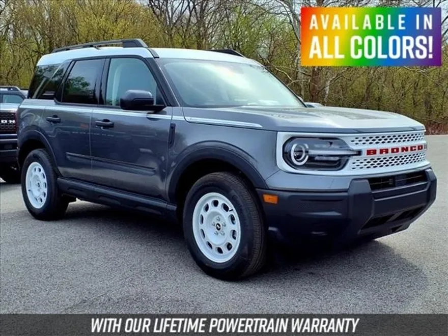 2025 Ford Bronco Sport Heritage photo 1