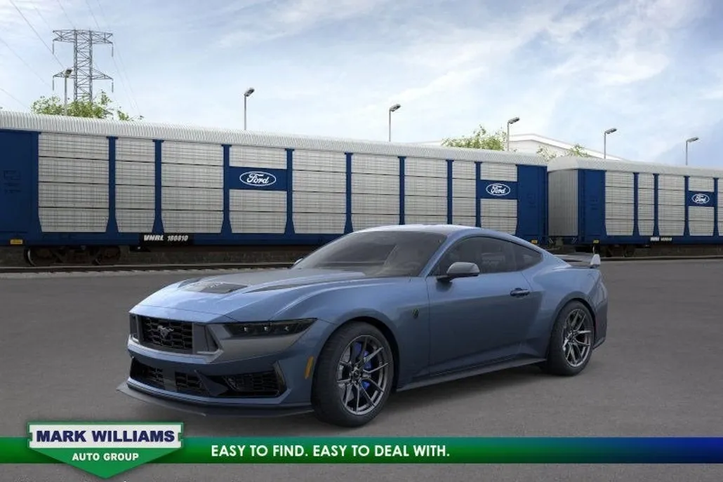 2025 Ford Mustang Dark Horse Premium photo 1