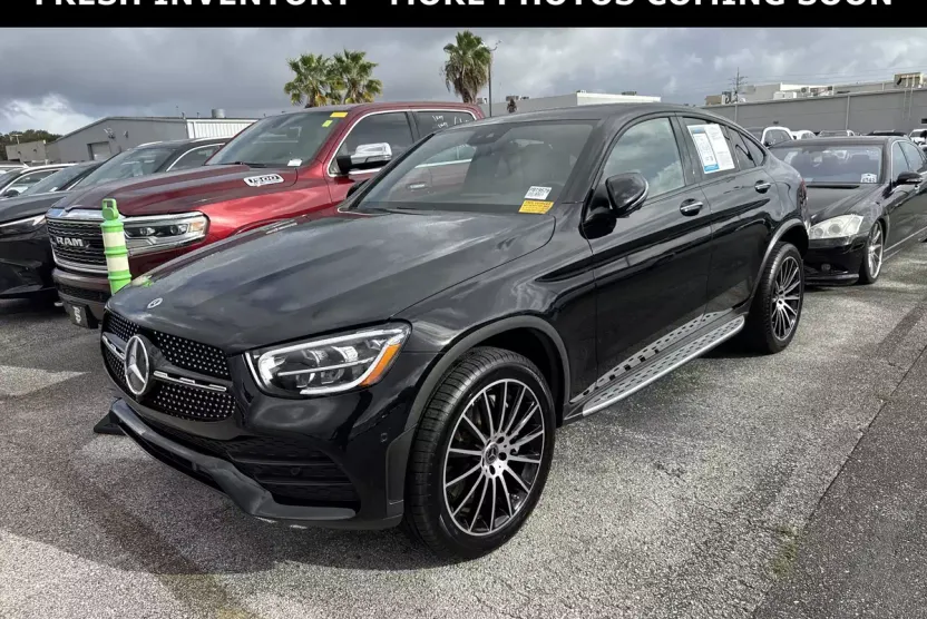 2023 Mercedes Benz GLC 300 4MATIC Coupe photo 1