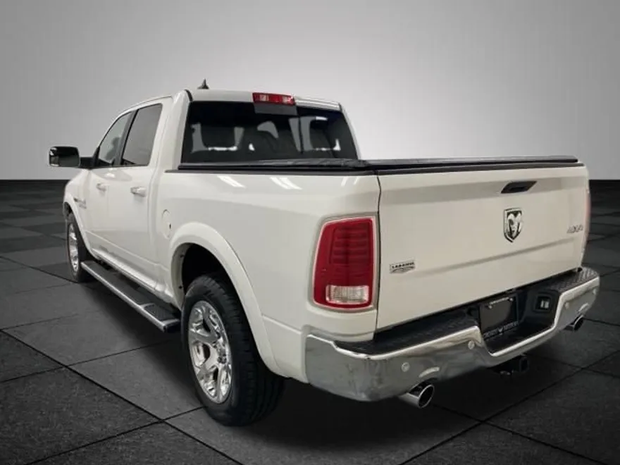 2018 Ram 1500 Laramie photo 1