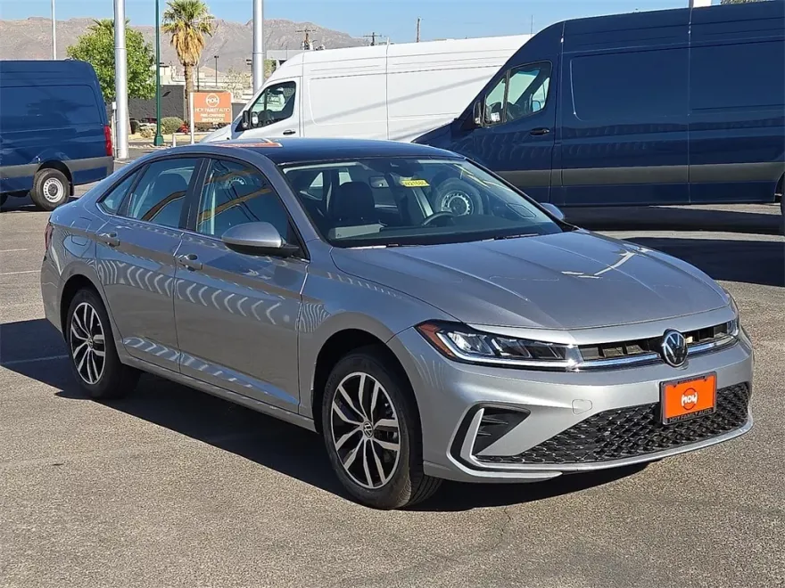 2025 Volkswagen Jetta 1.5T SE photo 1