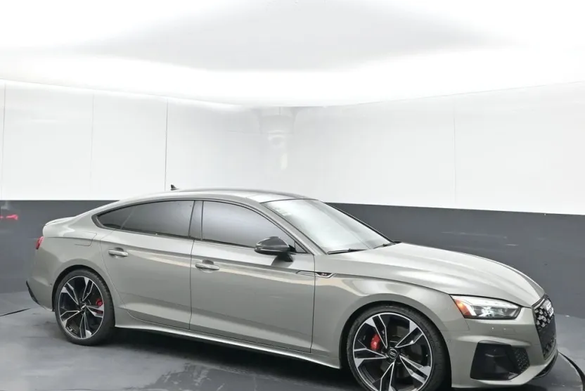 2021 Audi S5 Prestige photo 1