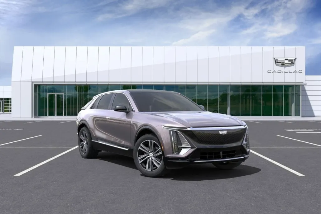 2025 Cadillac Lyriq Luxury photo 1