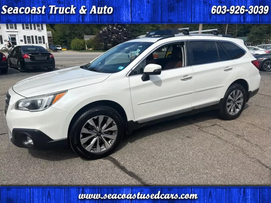 2017 Subaru Outback 2.5i Touring photo 1