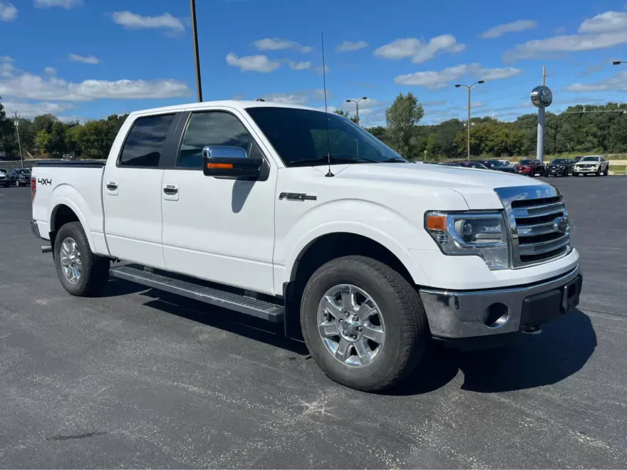 2013 Ford F-150 Lariat photo 1